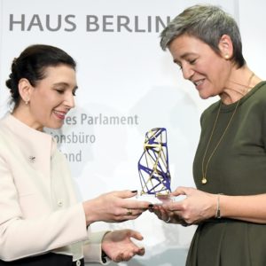 Schwarzkopf Europe Award 2018 an Kommissarin Vestager am 29.01.2018