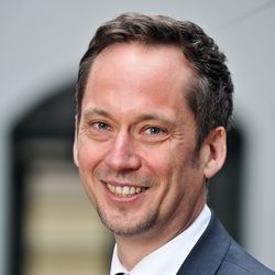 Italien nach der Wahl – zwischen europäischen Sorgen und großen Versprechen. Mit Bernd Hüttemann