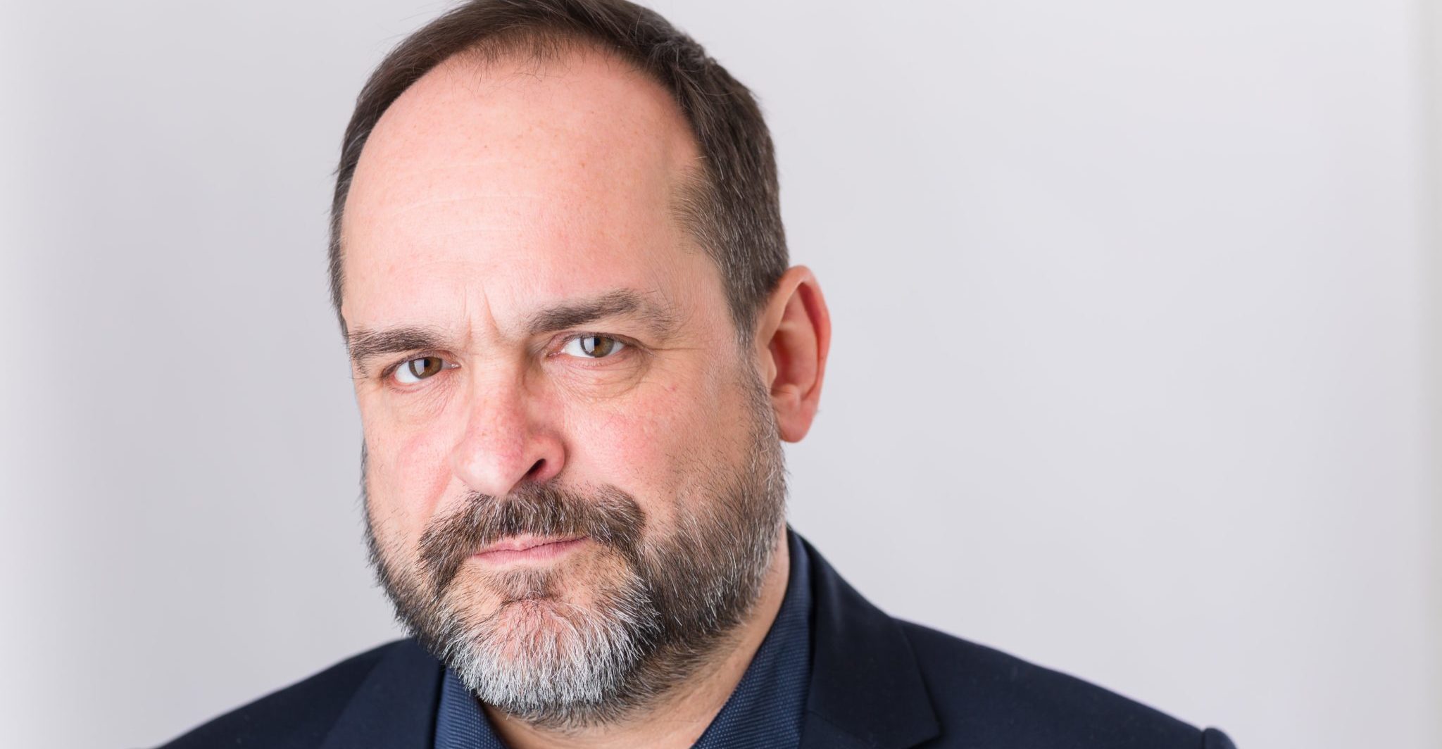 Online-Talk: "Zwischen Aktivismus und Journalismus – die Arbeit im Einsatz für die Menschenrechte weltweit" mit Wenzel Michalski